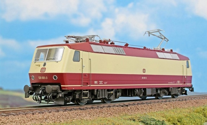 Electric Locomotive BR 120 001 in original first productoin series livery Digital with Sound<br /><a href='images/pictures/ACME/AC60360.jpg' target='_blank'>Full size image</a>